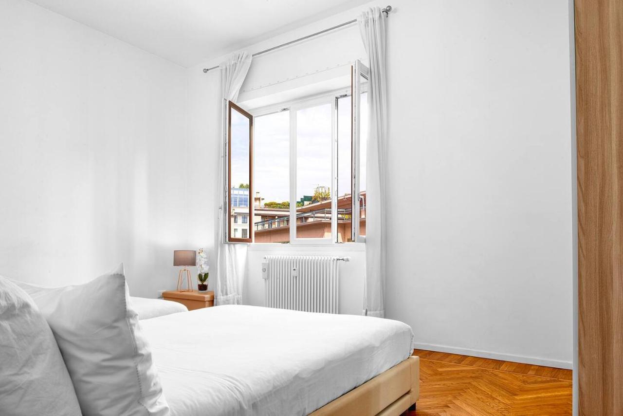 3 Bedrooms Apartment Milan Extérieur photo