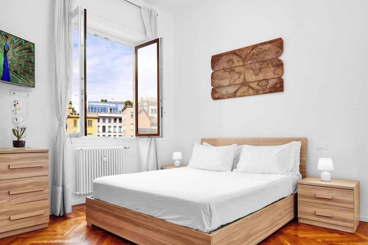 3 Bedrooms Apartment Milan Extérieur photo