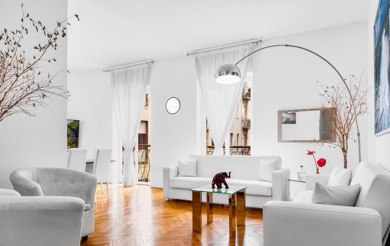 3 Bedrooms Apartment Milan Extérieur photo